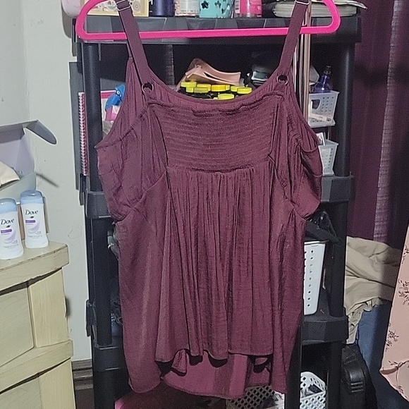 Maurices Size 2 Purple Top - Picture 2 of 2